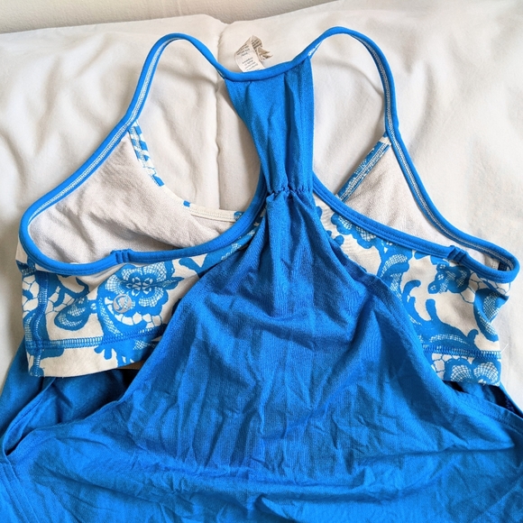 Lululemon no limits tank size 8 - Picture 4 of 12